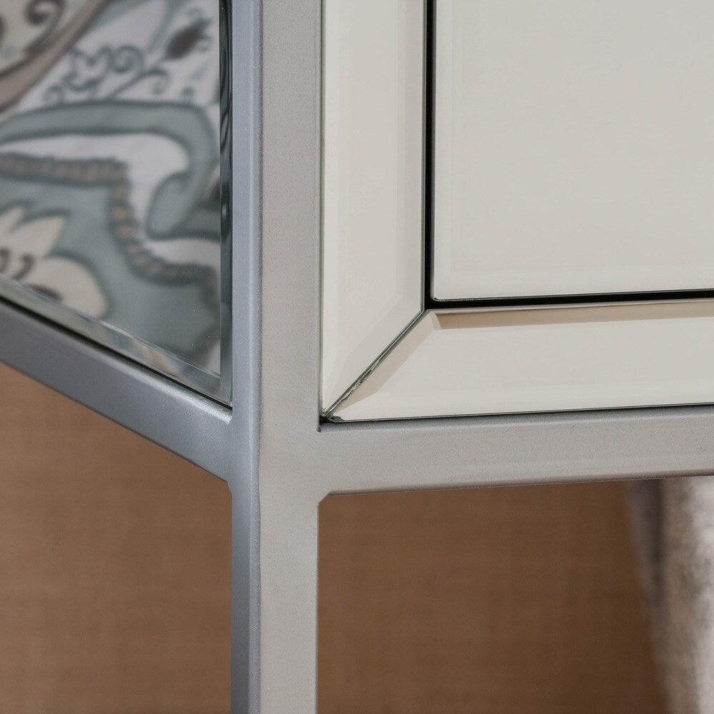 Rodeo Single-drawer Mirrored End Table by Christopher Knight Home - 15.75"L x 19"W x 26.25"H