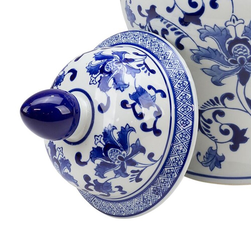 Royal Urn