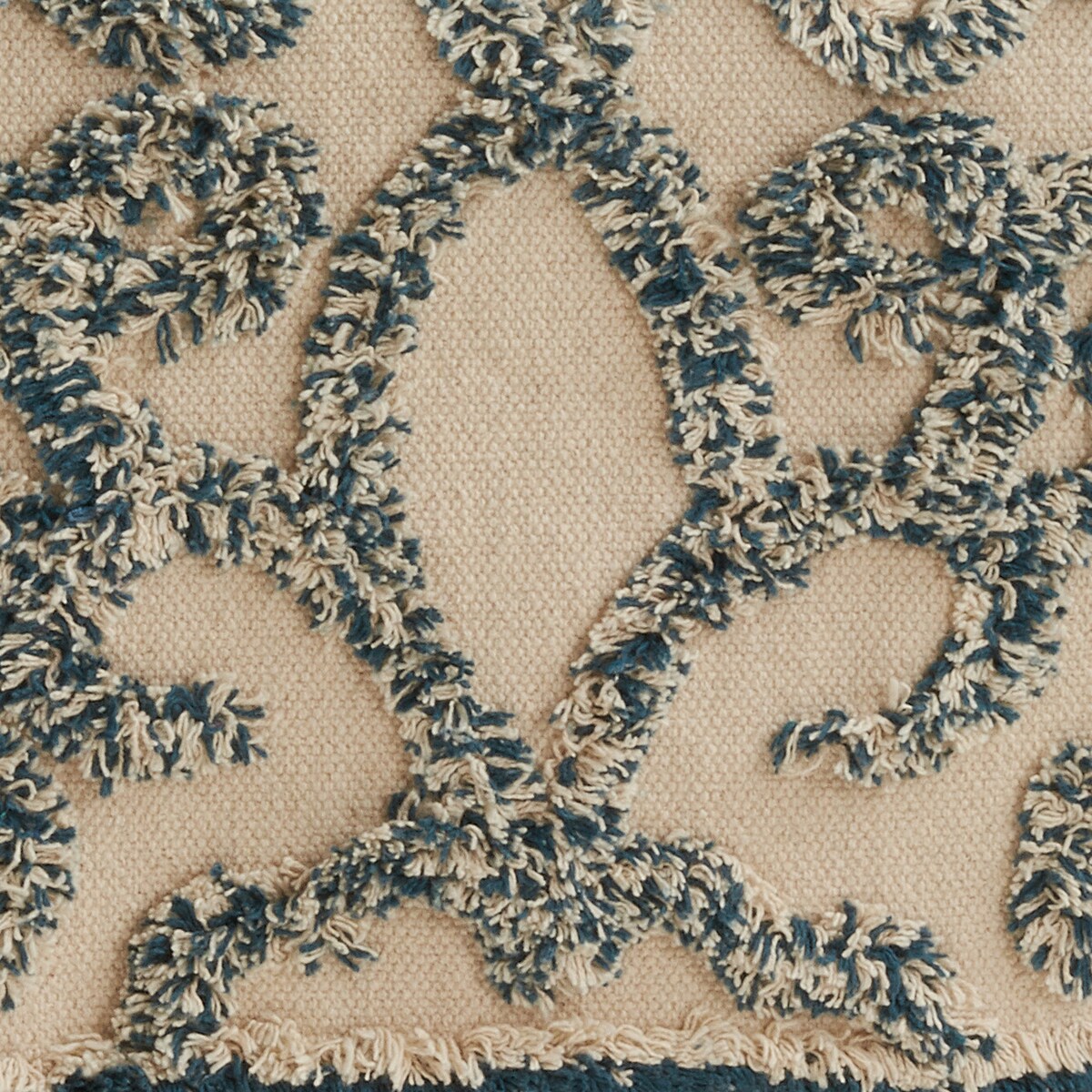 Runner Rug With Tufted Design