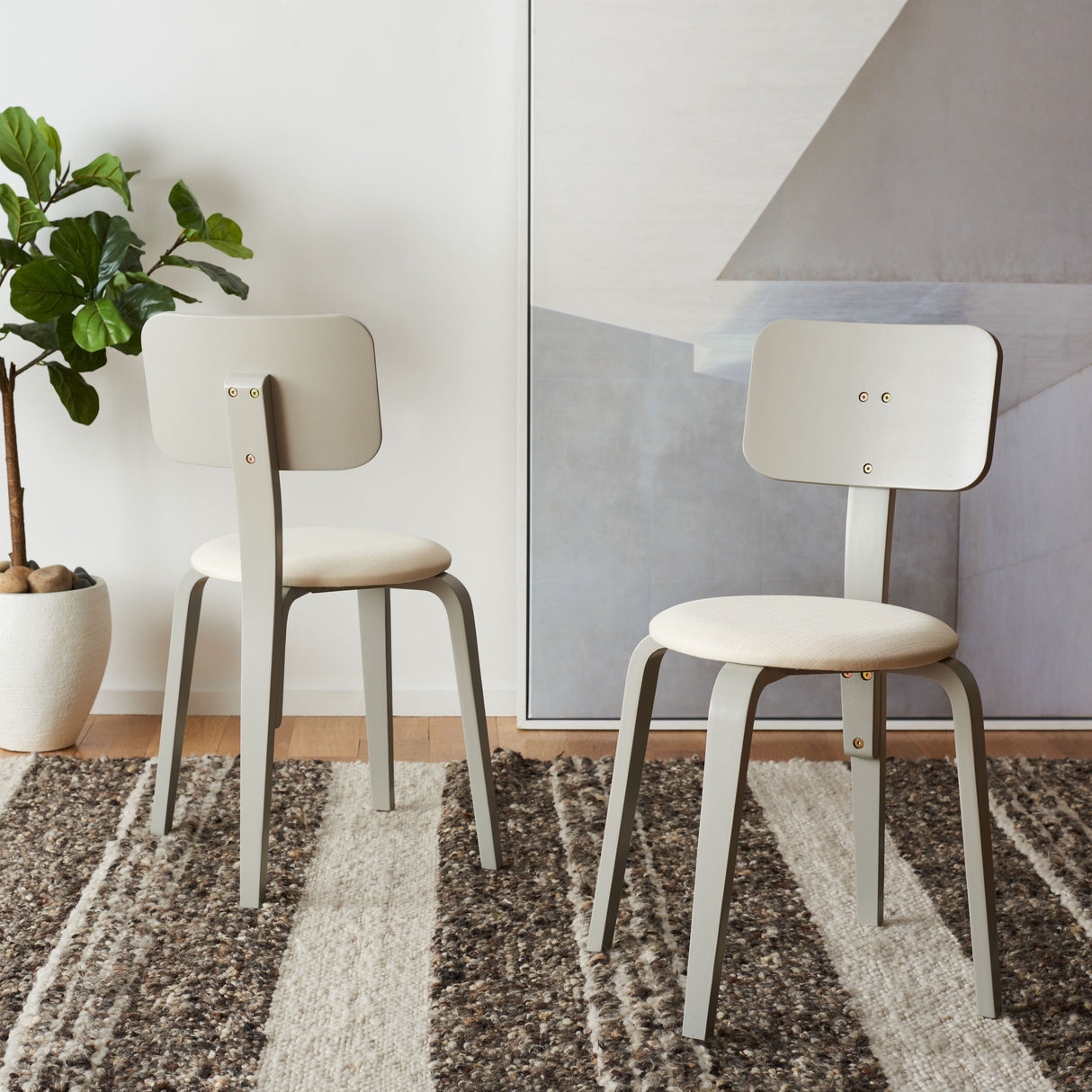 SAFAVIEH Alwine Upholstered Stackable Dining Chair (Set of 2) - 23Wx23Dx33H