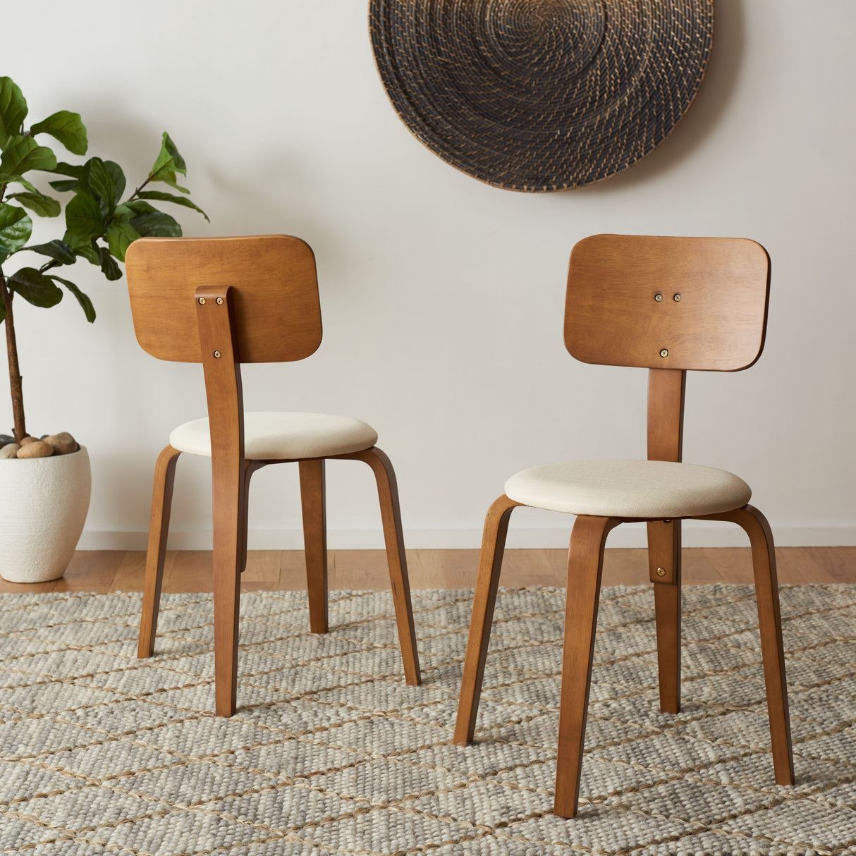 SAFAVIEH Alwine Upholstered Stackable Dining Chair (Set of 2) - 23Wx23Dx33H