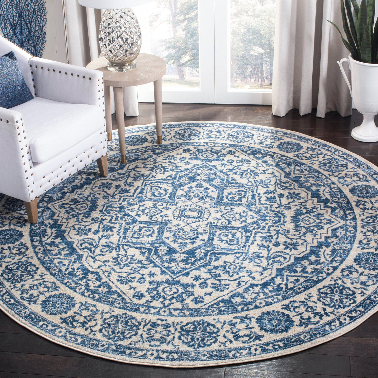 SAFAVIEH Brentwood Þordis Oriental Medallion Rug