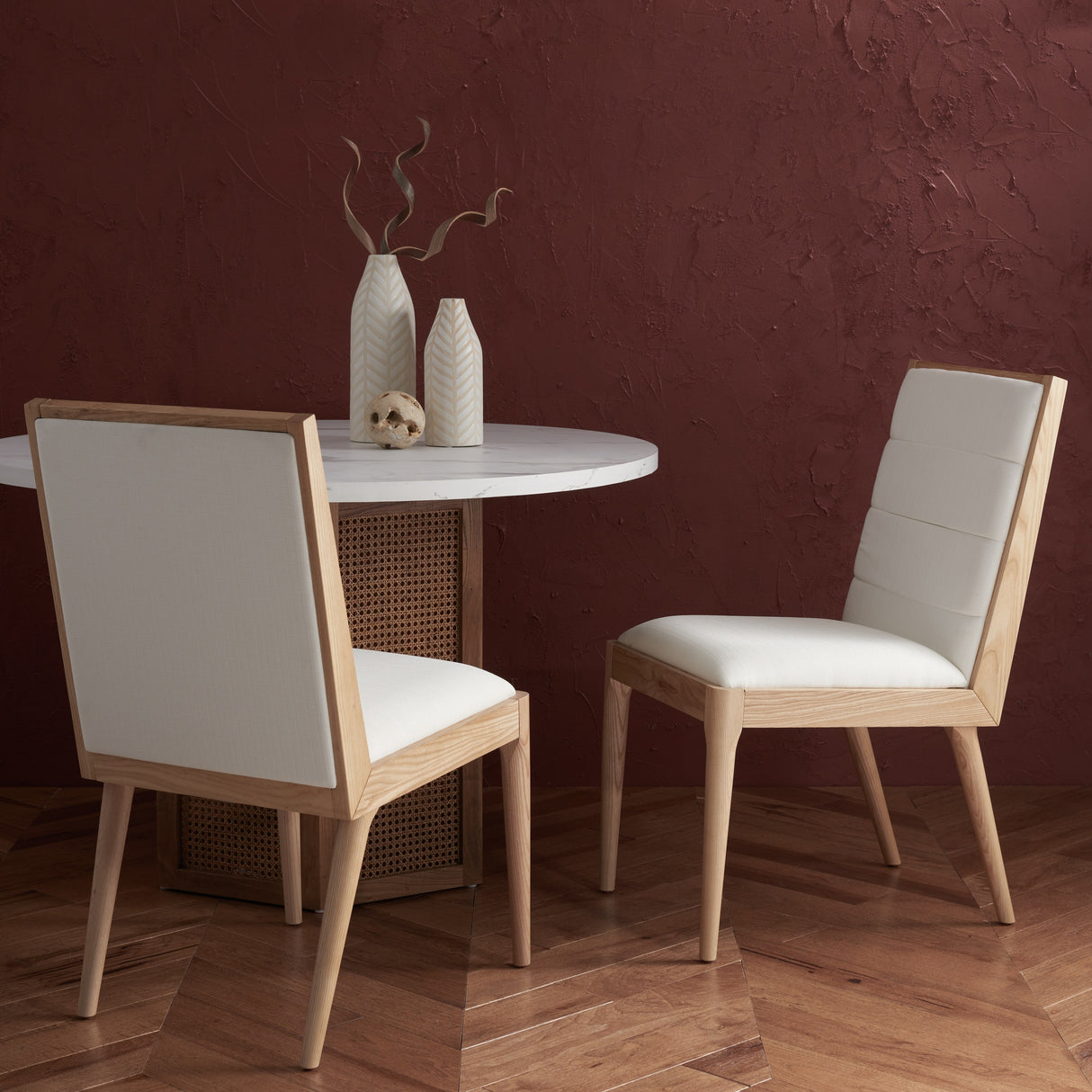 SAFAVIEH Couture Shonagh Linen Dining Chair (Set of 2) - 19 In W x 22 In D x 36 In H - 19Wx22Dx36H
