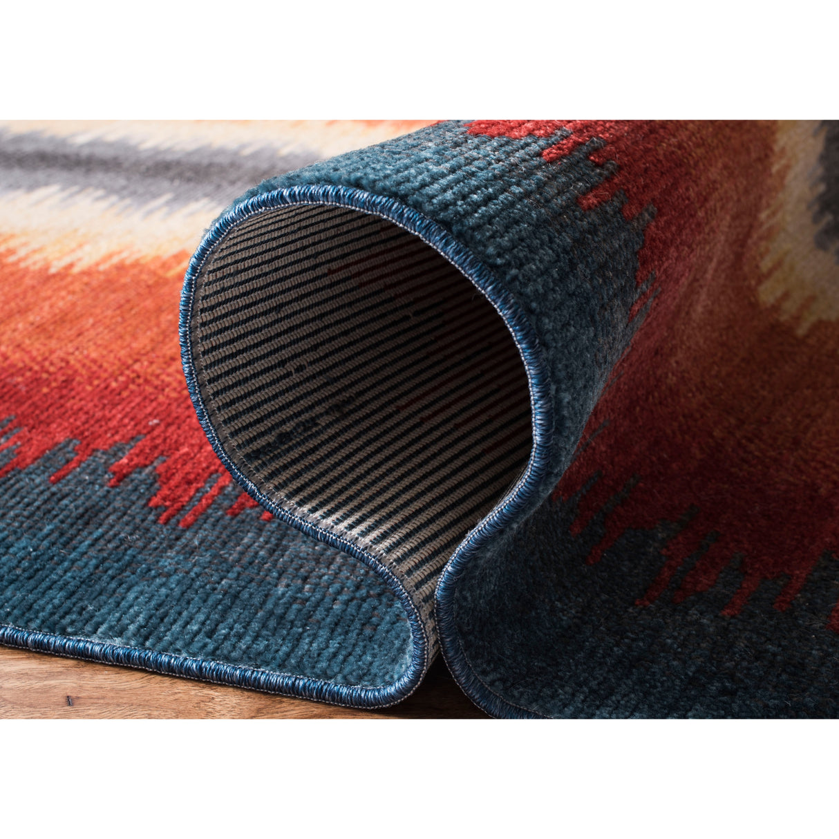 SAFAVIEH Farmhouse Nili Boho Stripe Rug with Tassels