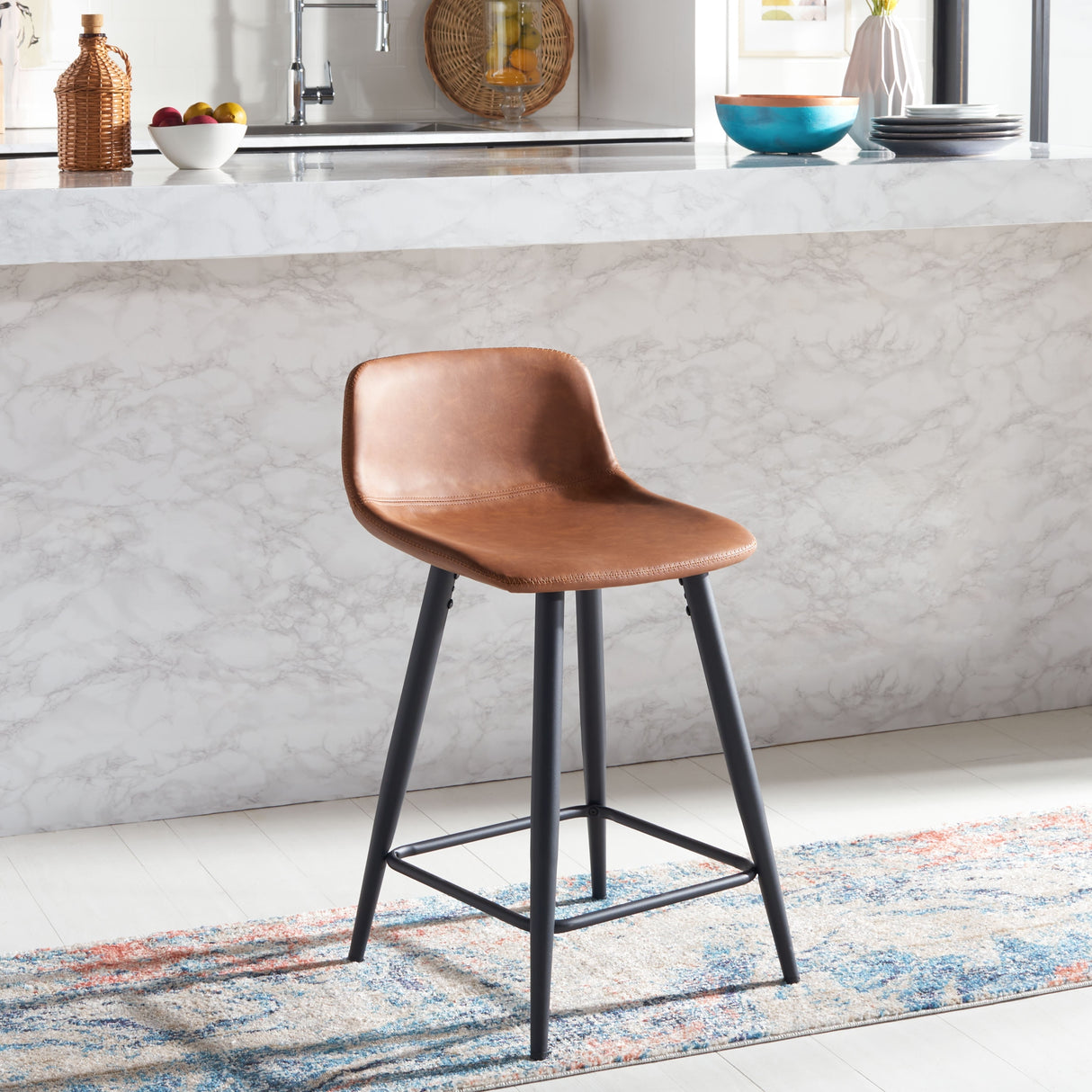 SAFAVIEH Flo 24-inch Counter Stool - 19.7" x 17" x 31.1" - 20Wx17Dx31H