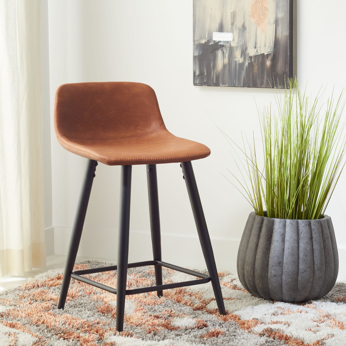 SAFAVIEH Flo 24-inch Counter Stool - 19.7" x 17" x 31.1" - 20Wx17Dx31H