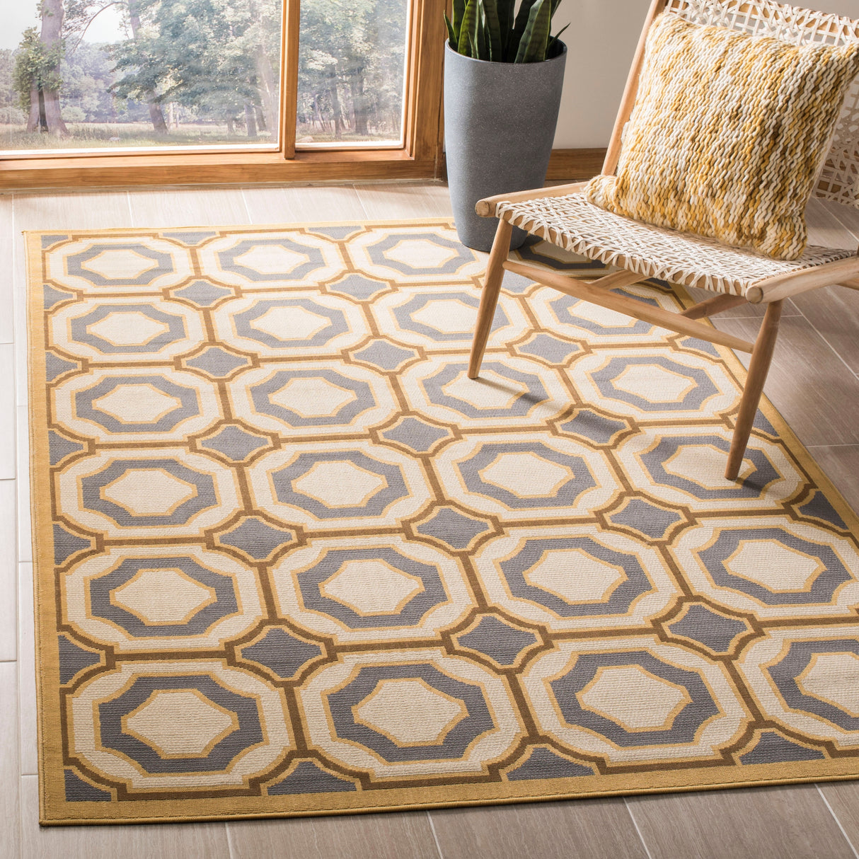 SAFAVIEH Hampton Izat Modern Indoor/ Outdoor Waterproof Patio Backyard