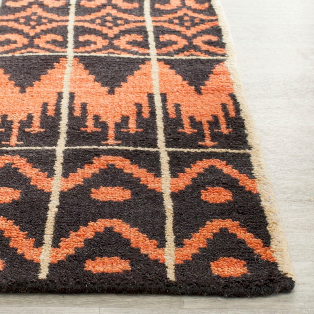 SAFAVIEH Hand-knotted Kenya Aqila Southwestern Tribal Wool Rug