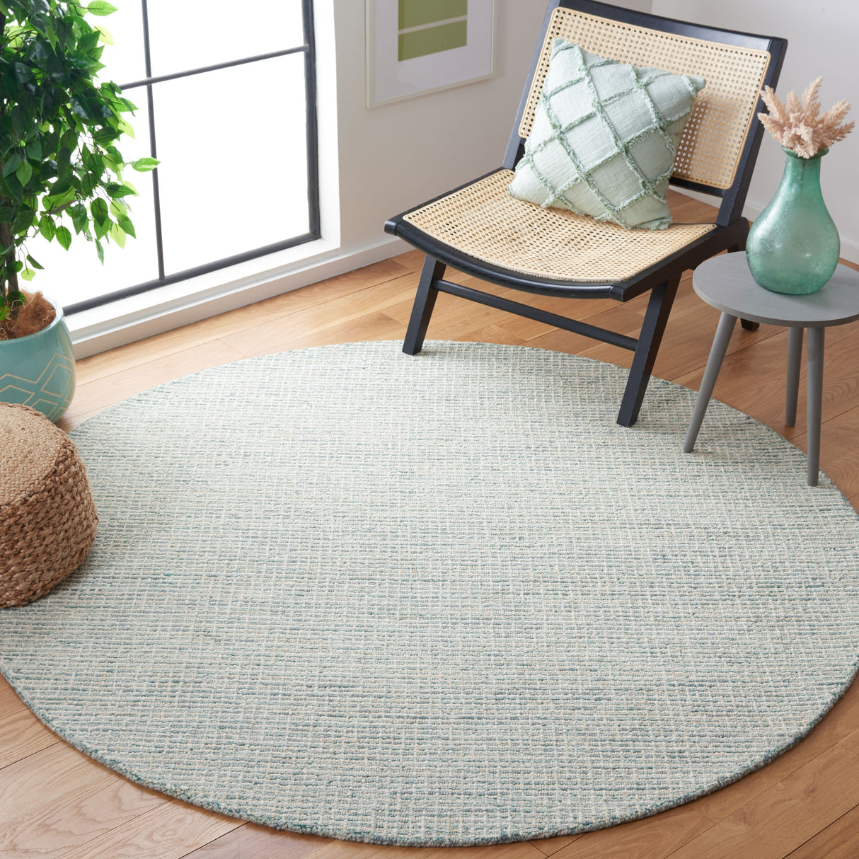 SAFAVIEH Handmade Abstract Katija Modern Wool Rug