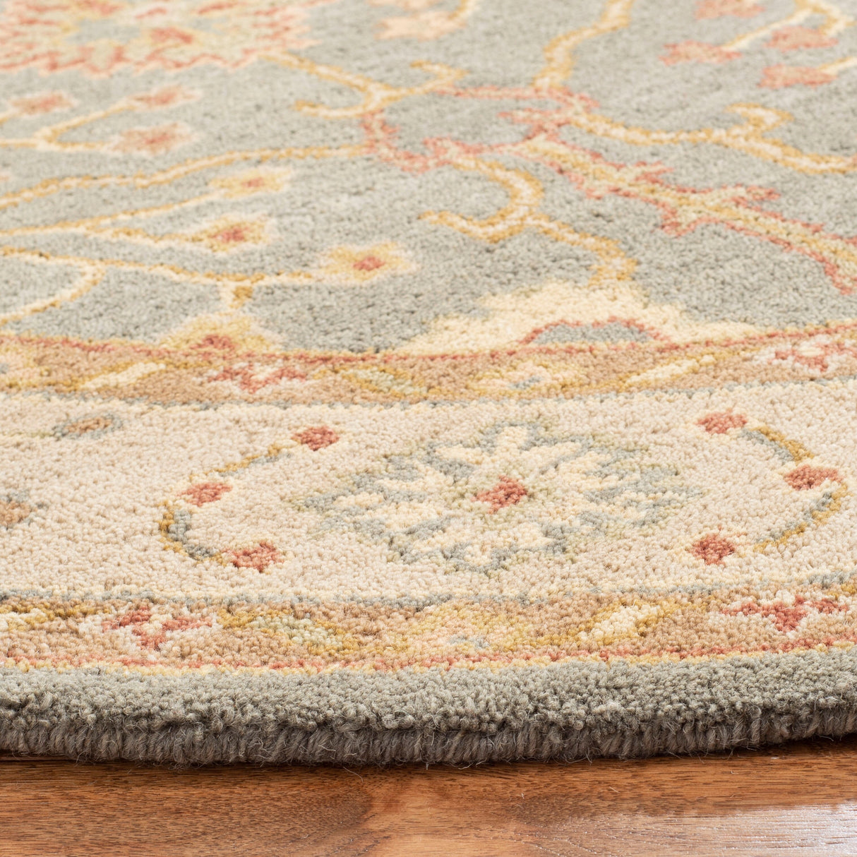 SAFAVIEH Handmade Antiquity Anett Traditional Oriental Wool Rug