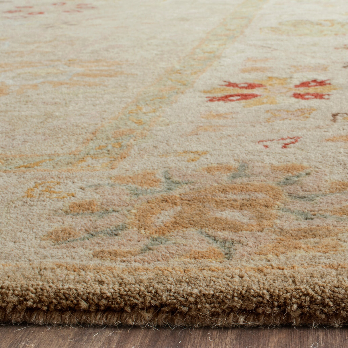 SAFAVIEH Handmade Antiquity Bushra Traditional Oriental Wool Rug