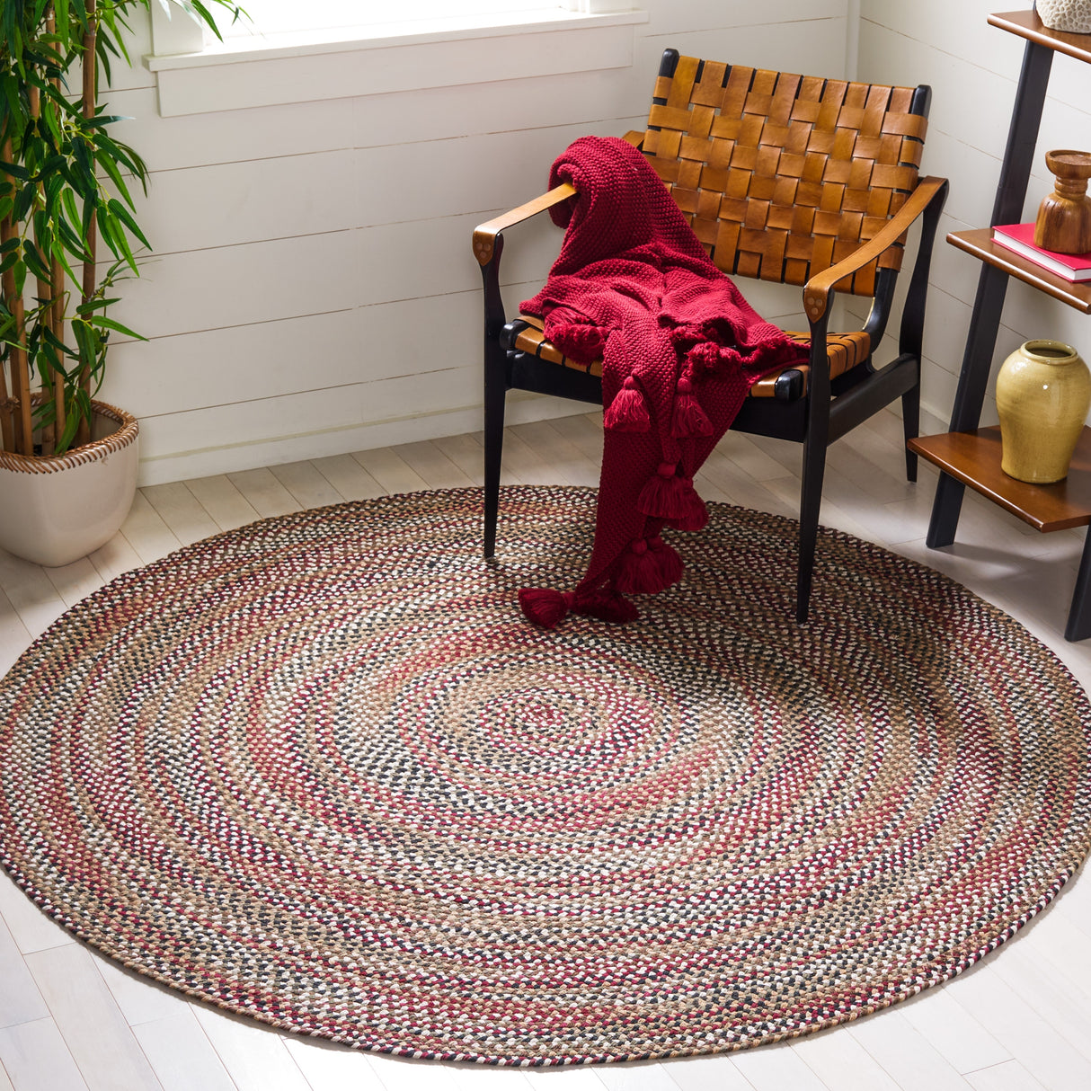SAFAVIEH Handmade Braided Hisanori Flatweave Cotton Rug