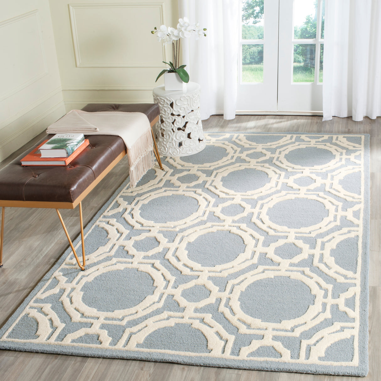 SAFAVIEH Handmade Cambridge Dietmute Modern Wool Rug