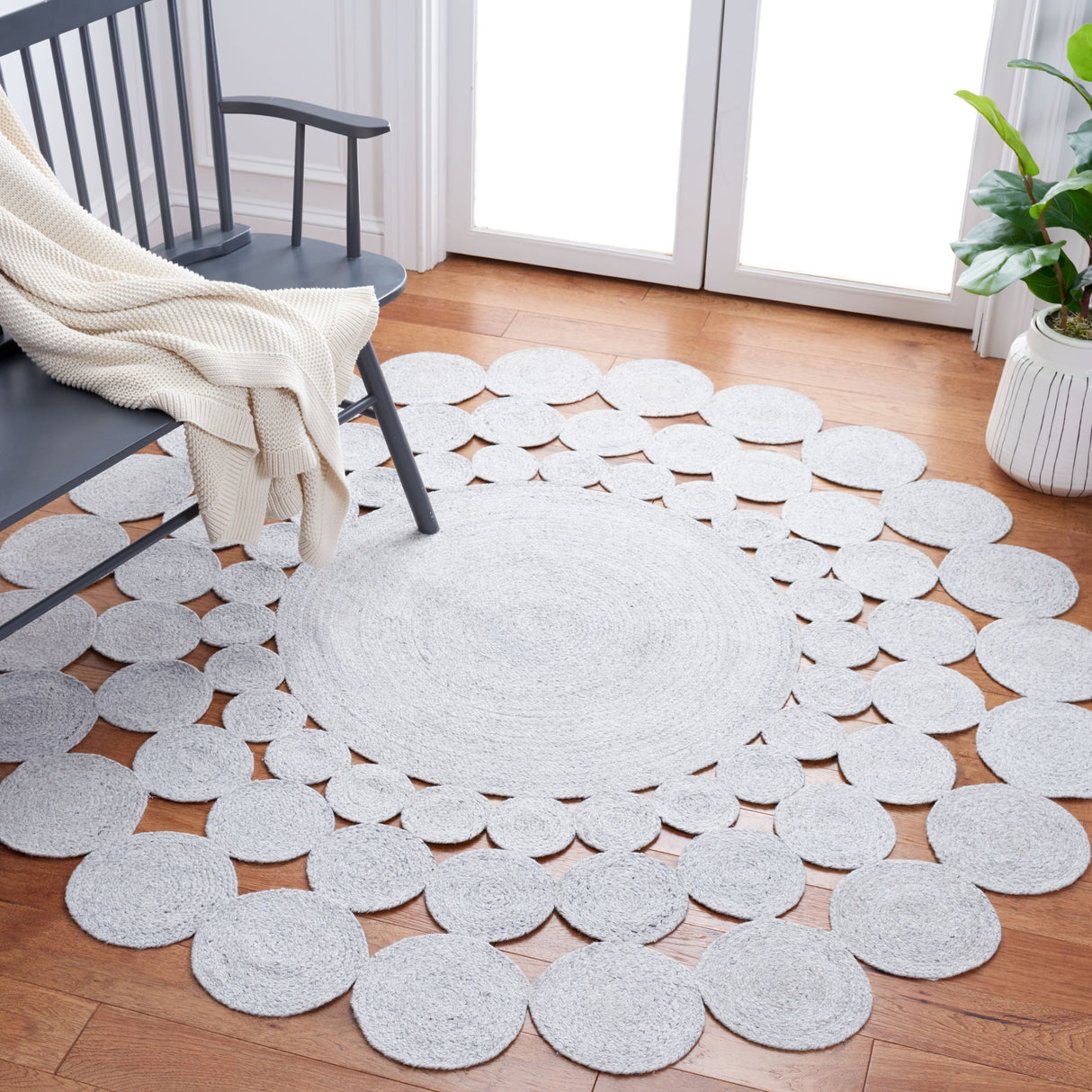 SAFAVIEH Handmade Cape Cod Irmhild Farmhouse Polyester Rug