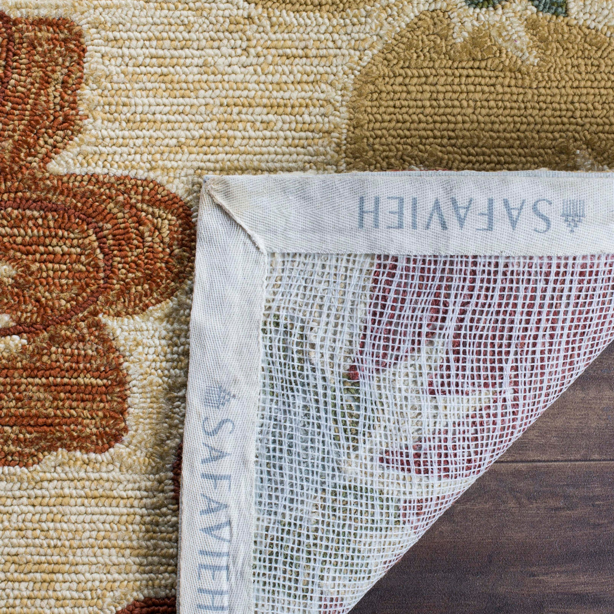 SAFAVIEH Handmade Four Seasons Mechelle Floral Rug