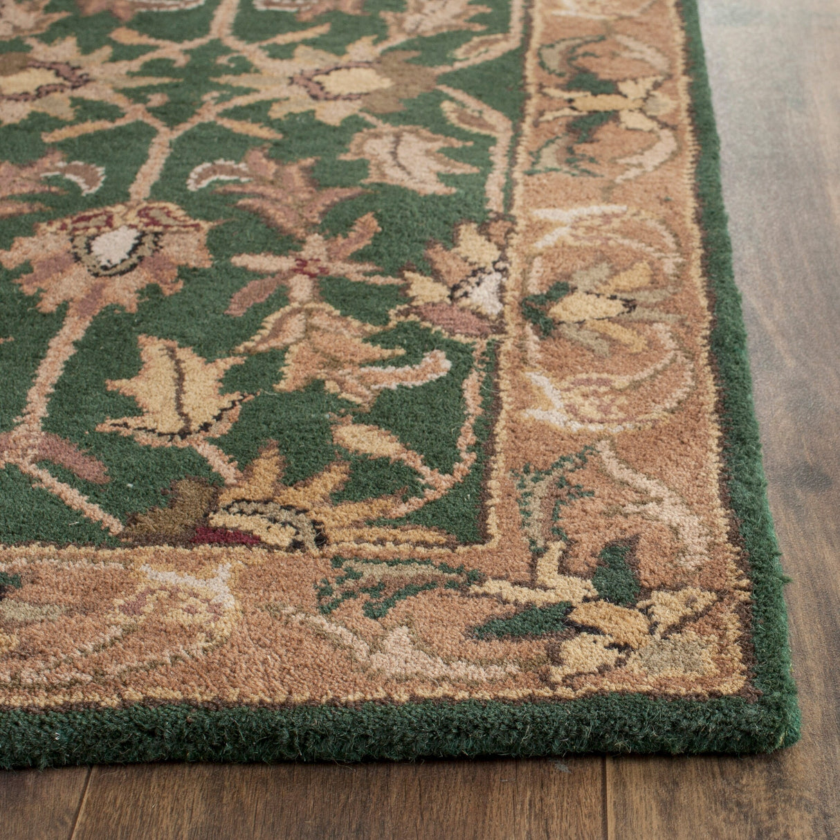 SAFAVIEH Handmade Heritage Lion Traditional Oriental Wool Rug