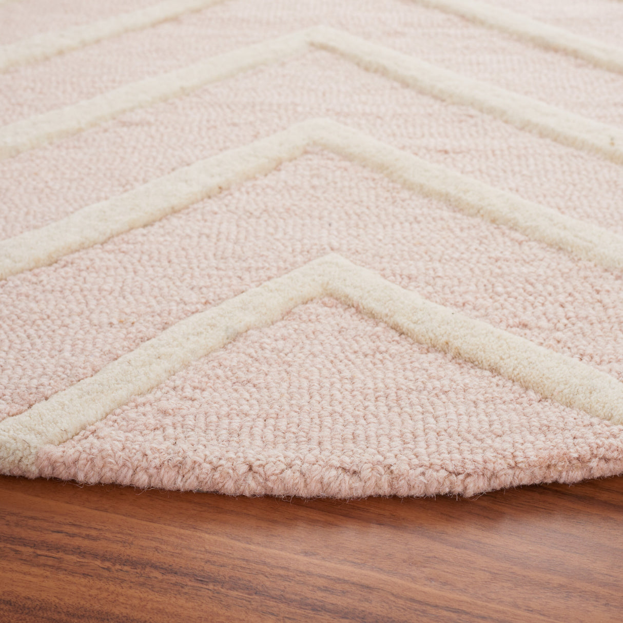 SAFAVIEH Handmade Kids Brionna Wool Rug
