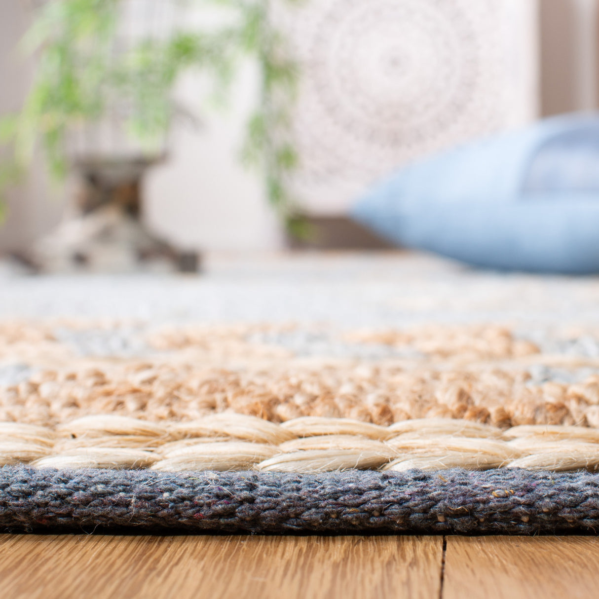 SAFAVIEH Handmade Kilim Finella Moroccan Rug