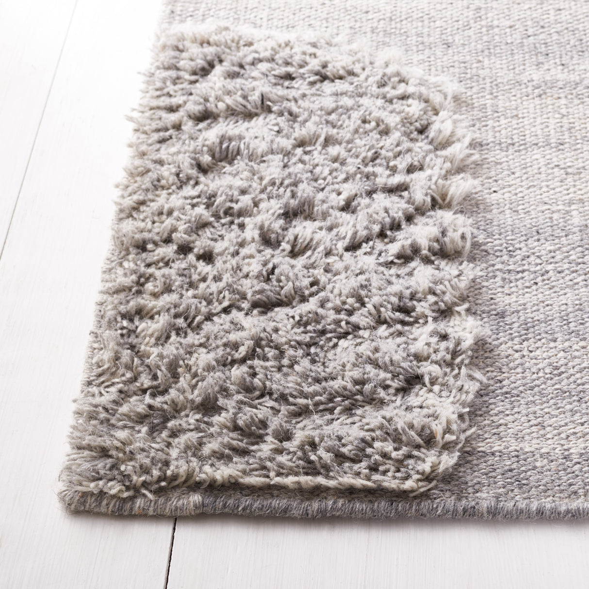 SAFAVIEH Handmade Manhattan Bernice Modern Wool Rug