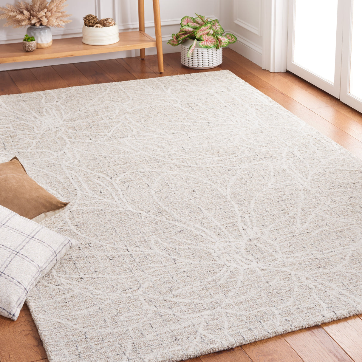 SAFAVIEH Handmade Metro Abha Modern Wool Rug