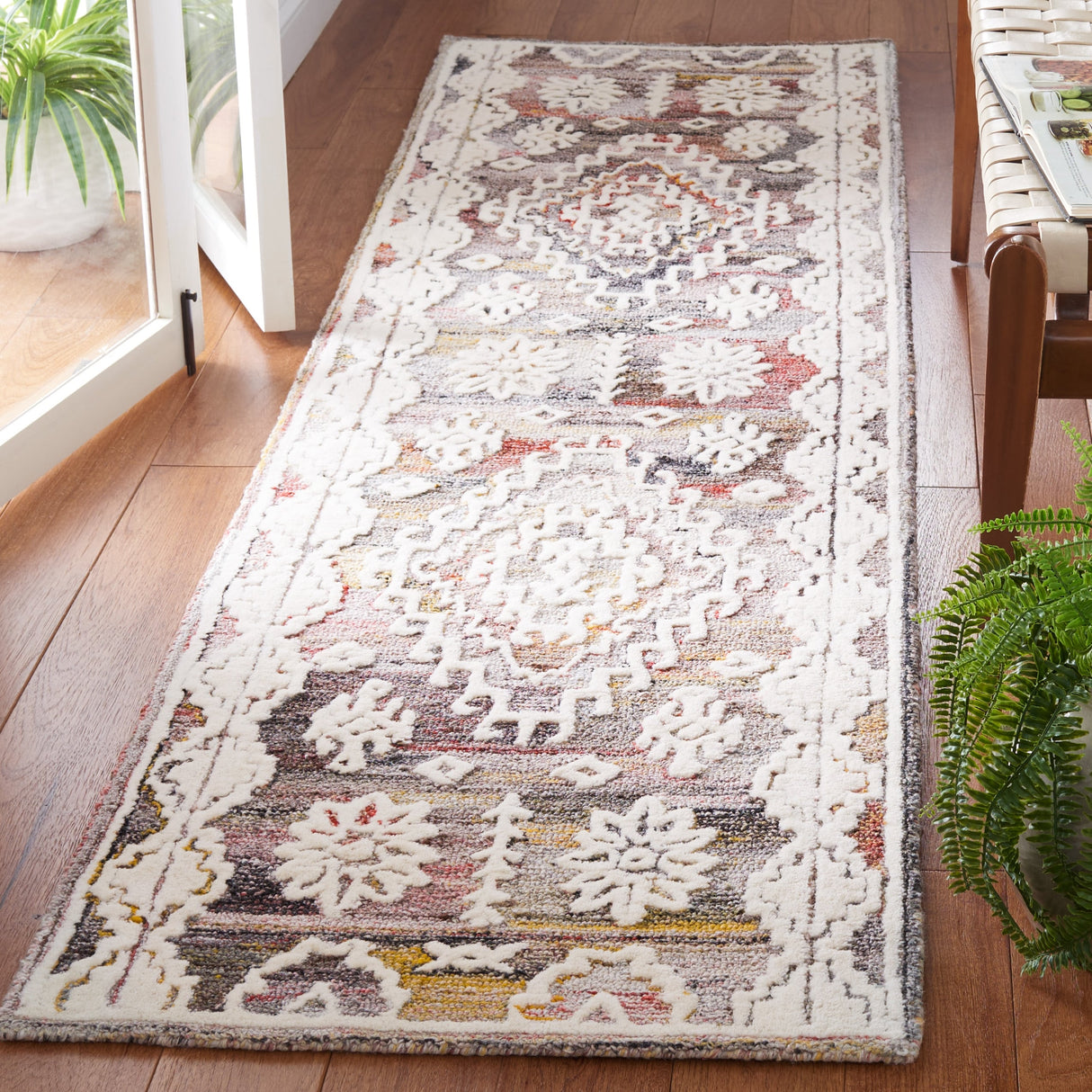 SAFAVIEH Handmade Metro Egita French Country Boho Wool Rug