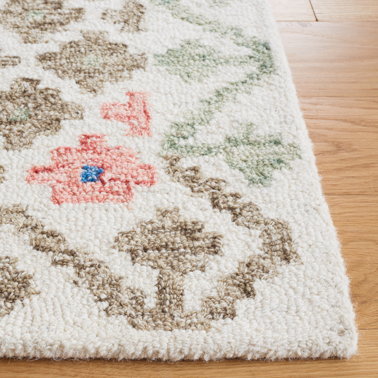 SAFAVIEH Handmade Metro Masja Wool Rug