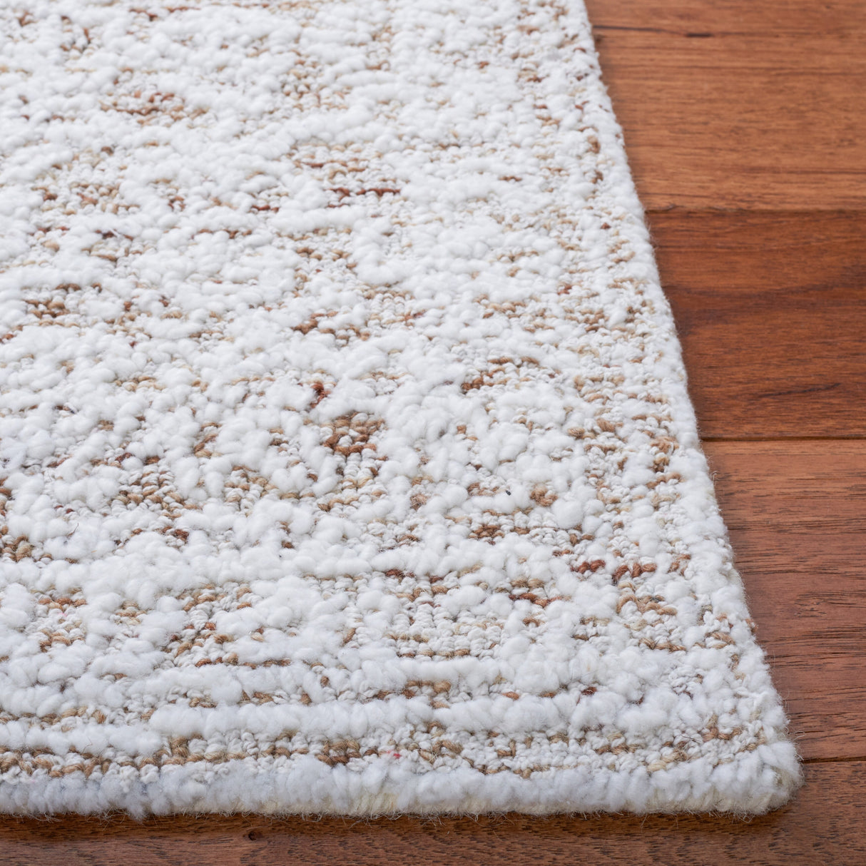 SAFAVIEH Handmade Metro Rengina French Country Wool Rug