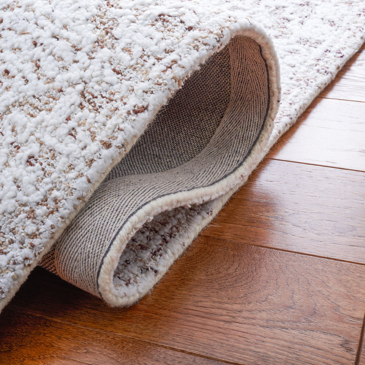SAFAVIEH Handmade Metro Rengina French Country Wool Rug