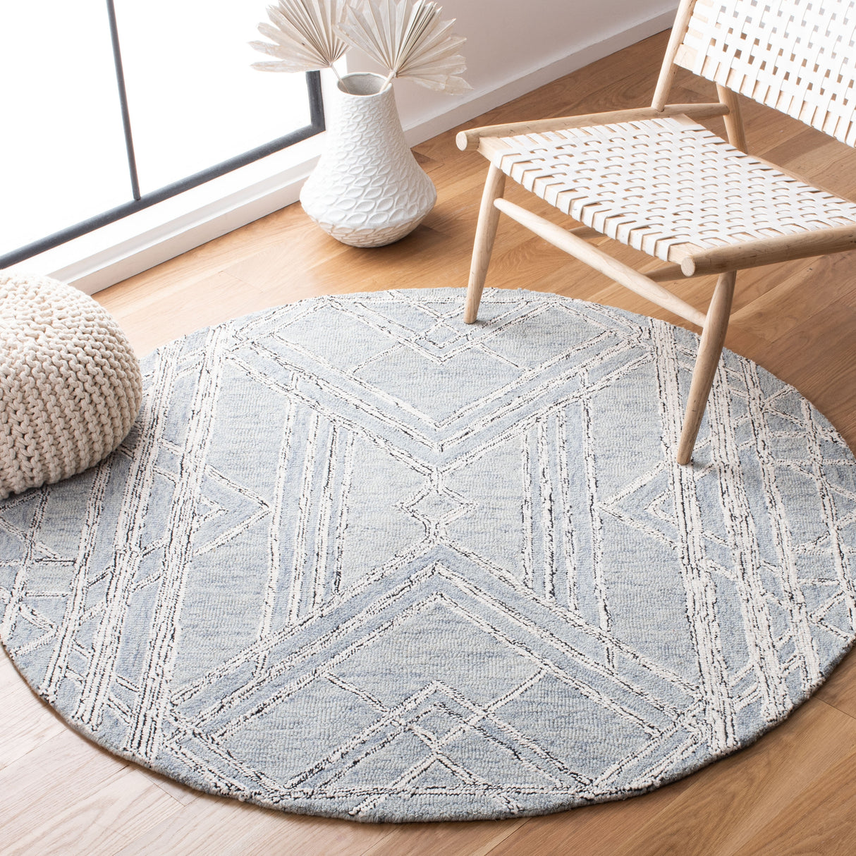 SAFAVIEH Handmade Micro-Loop Oprea Modern Wool Rug
