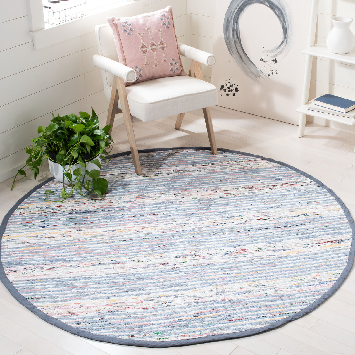 SAFAVIEH Handmade Montauk Miranta Fringe Rug