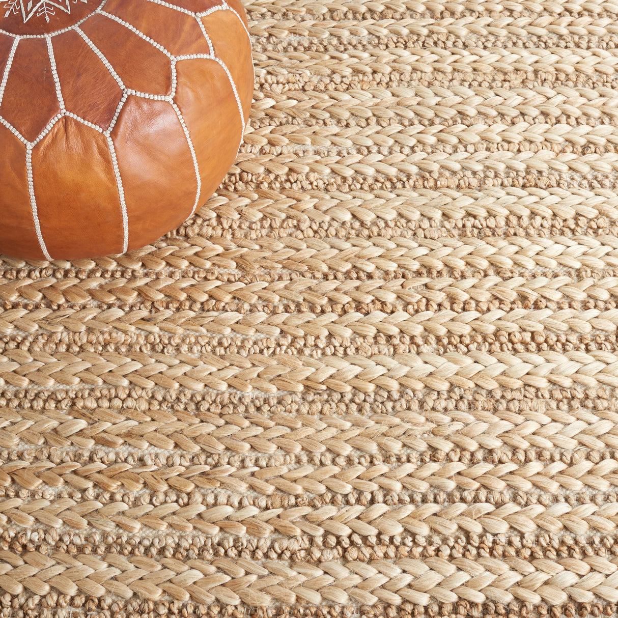 SAFAVIEH Handmade Natural Fiber Kenley Farmhouse Jute Rug
