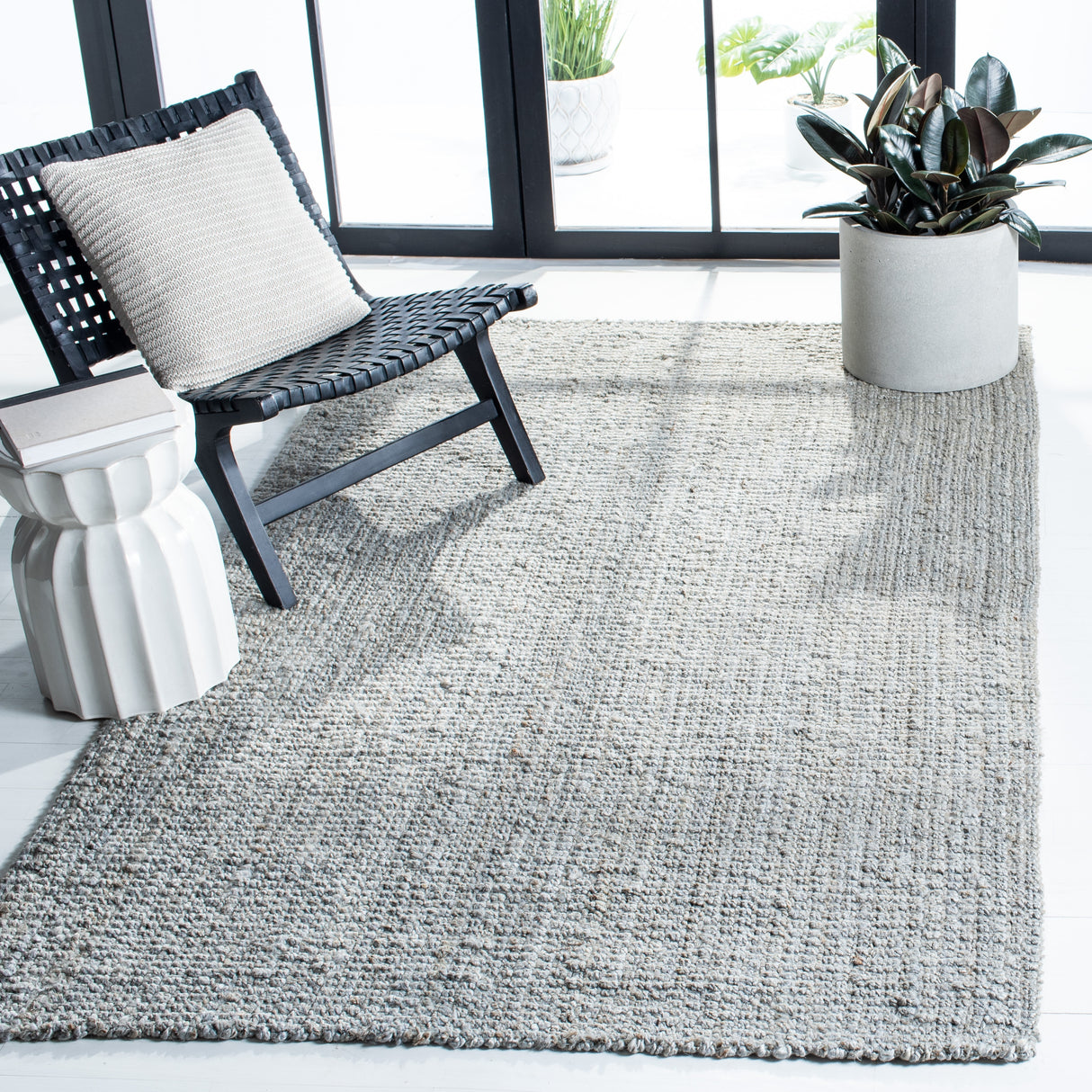SAFAVIEH Handmade Natural Fiber Leyla Jute Rug