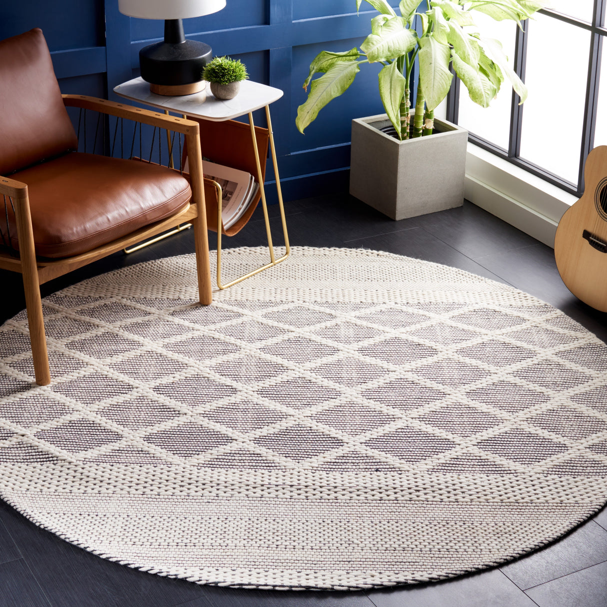 SAFAVIEH Handmade Vermont Tawanda Wool Rug