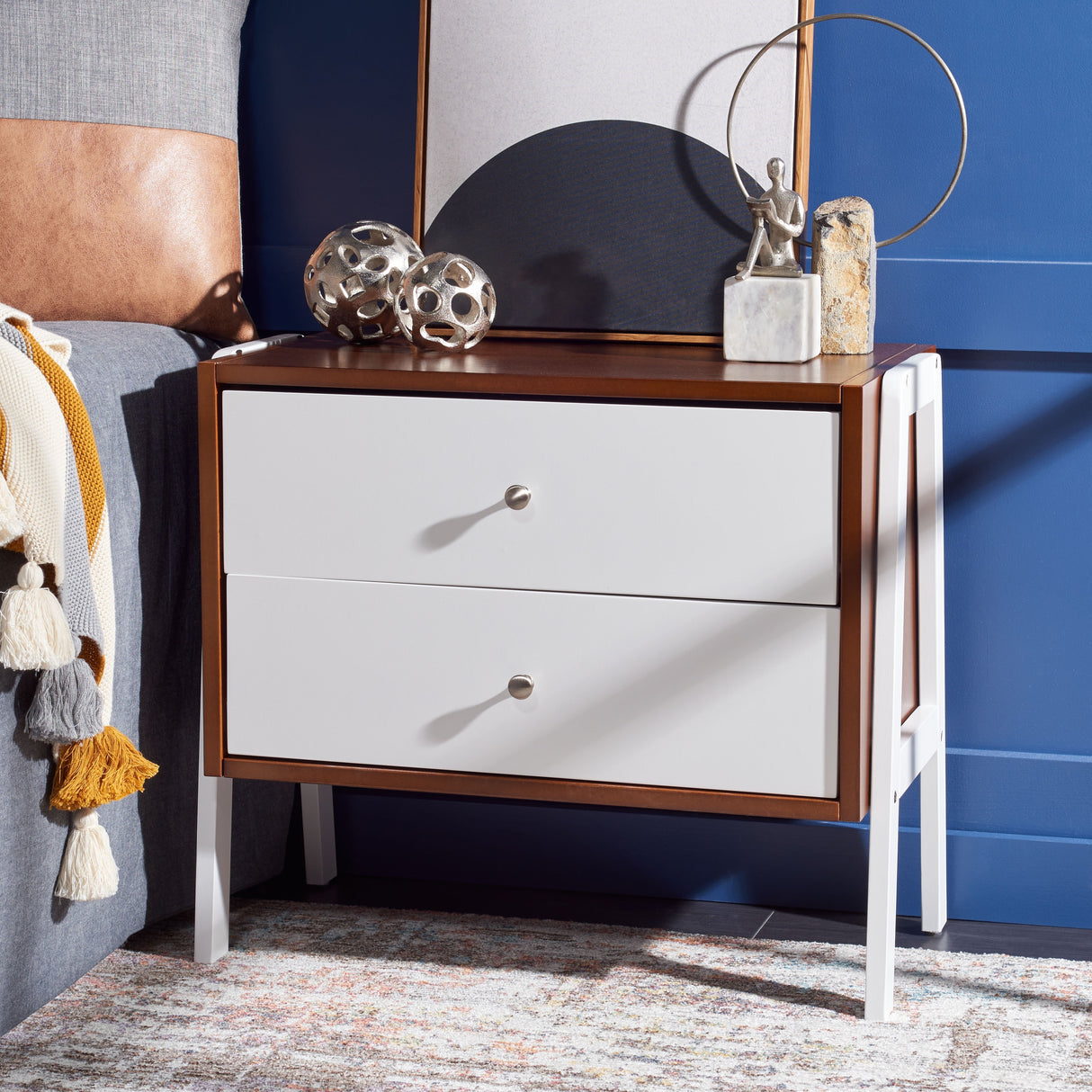 SAFAVIEH Jasmyn 2-Drawer Accent Table Nightstand