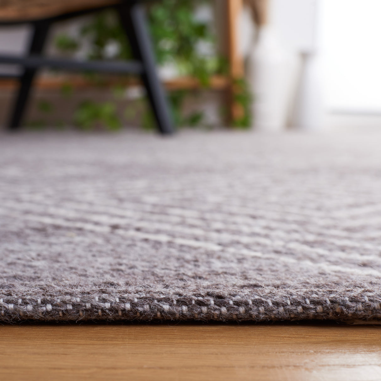 SAFAVIEH Kilim Nyla Moroccan Diamond Rug