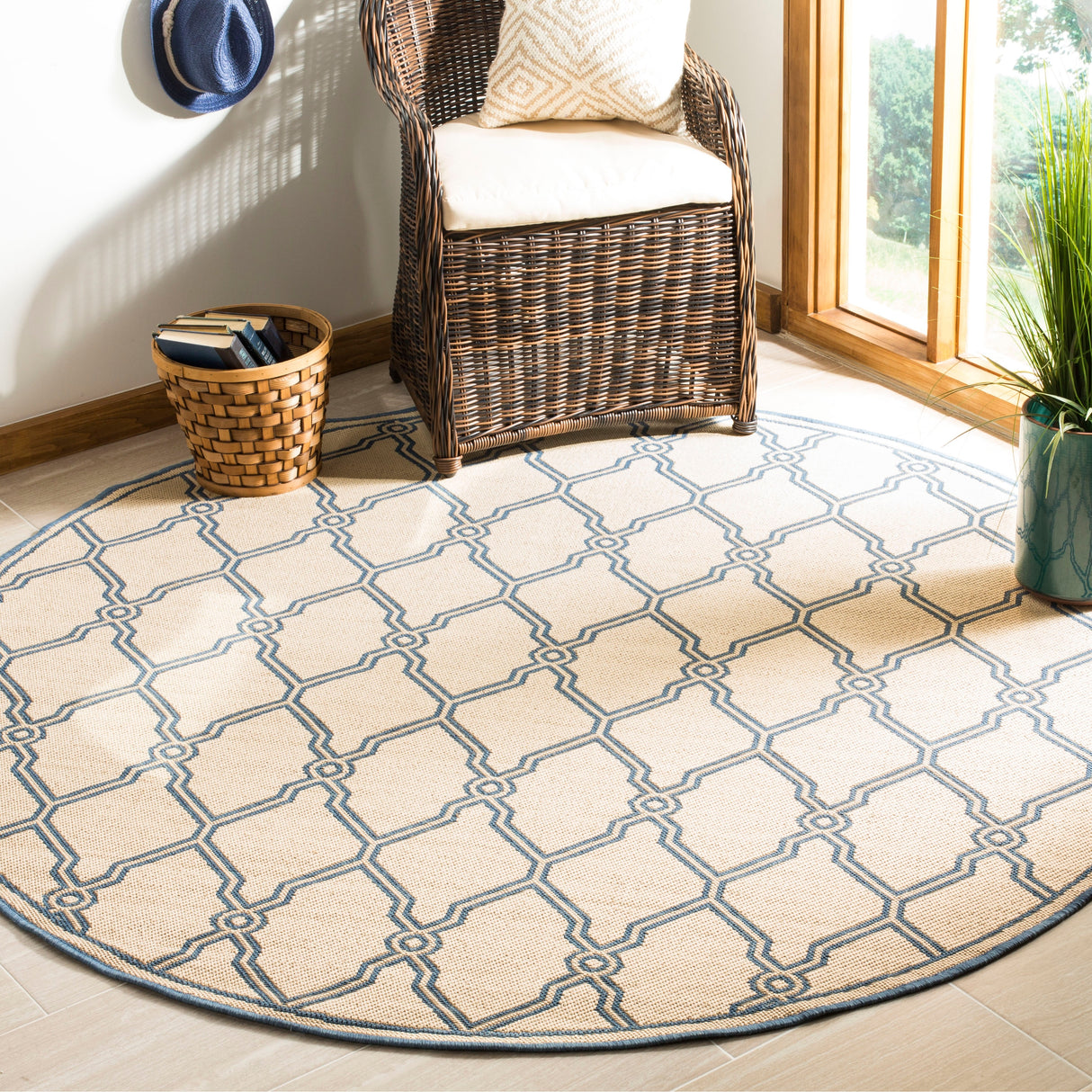 SAFAVIEH Linden Jeri Indoor/ Outdoor Waterproof Patio Backyard Rug