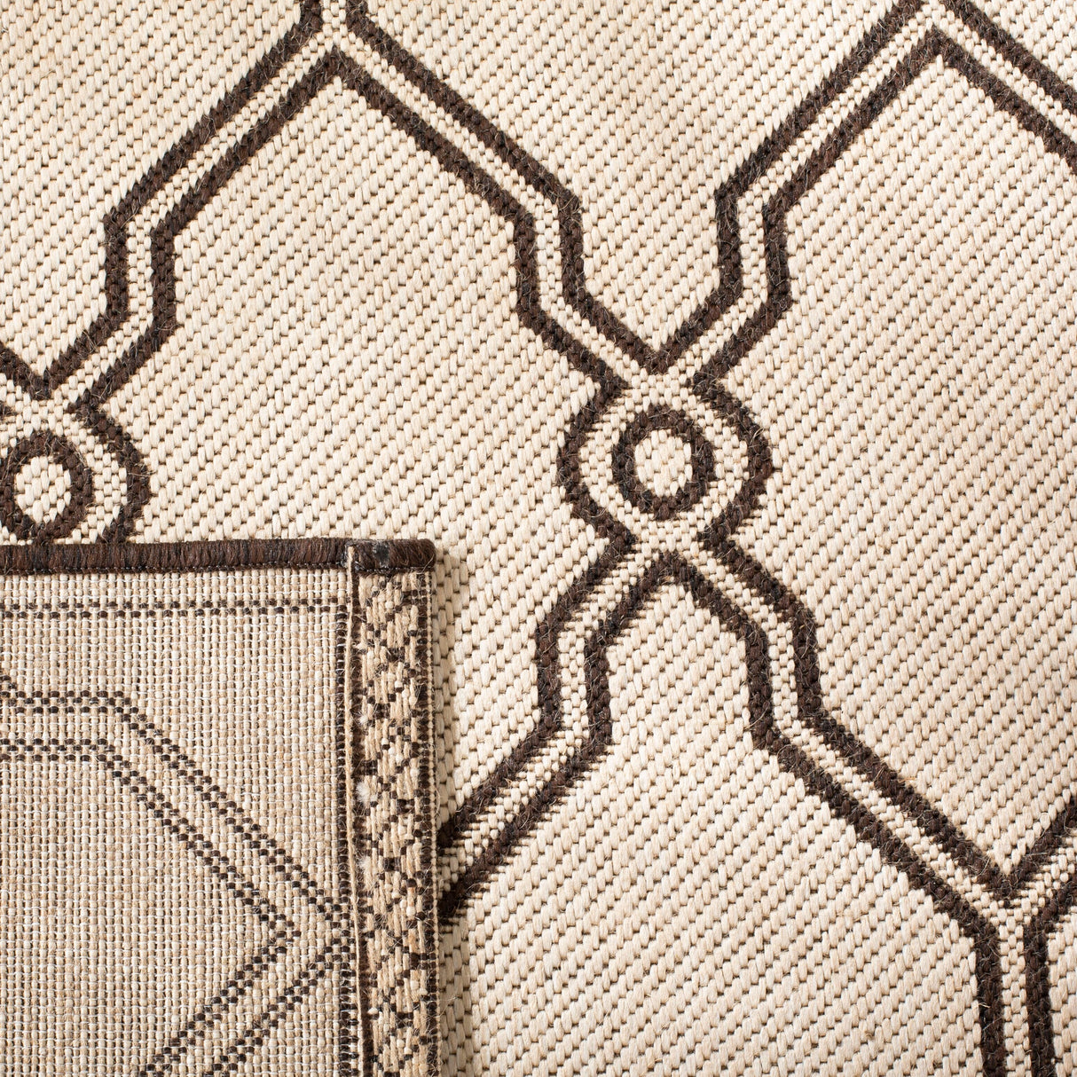 SAFAVIEH Linden Jeri Indoor/ Outdoor Waterproof Patio Backyard Rug
