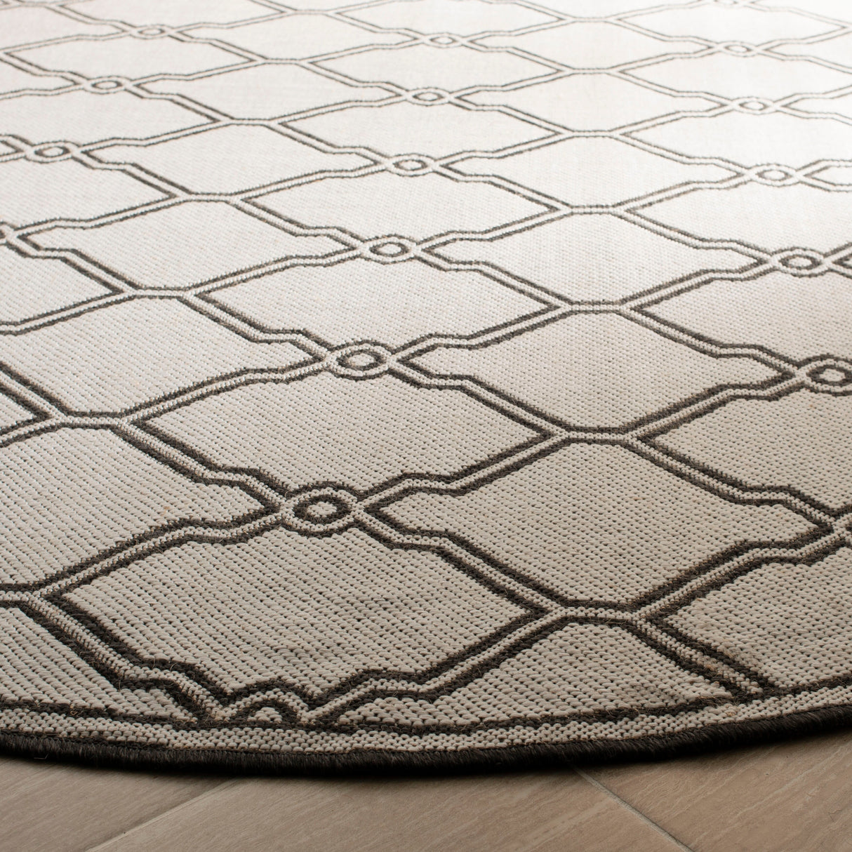 SAFAVIEH Linden Jeri Indoor/ Outdoor Waterproof Patio Backyard Rug