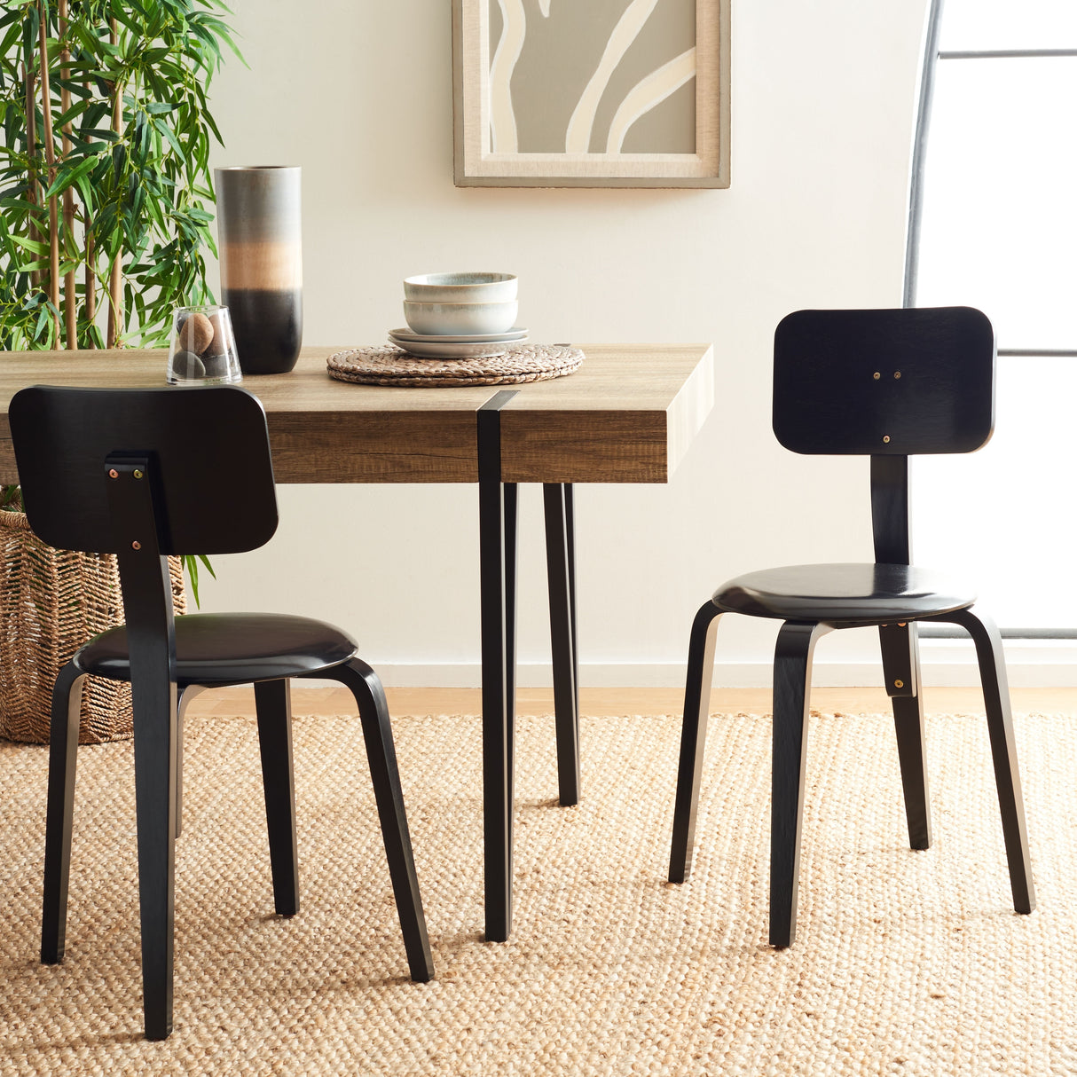 SAFAVIEH Luella Stackable Dining Chair (Set of 2)