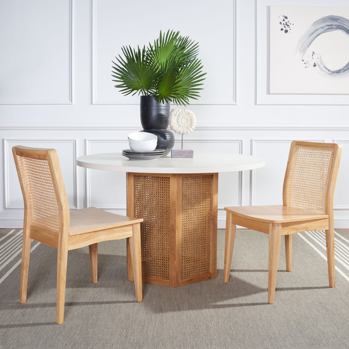 SAFAVIEH Lurline Coastal Rattan Dining Chair (Set of 2) - 18.9" W x 22.3" L x 33.9" H - 19Wx22Dx34H