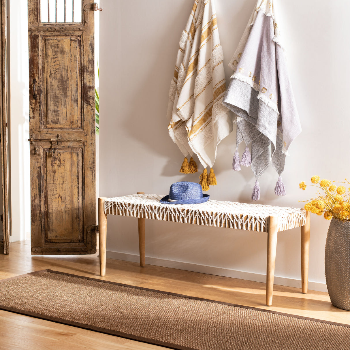 SAFAVIEH Mahalia Bandelier Wood & Leather Bench - 47" W x 16" D x 19" H - 47Wx16Dx19H