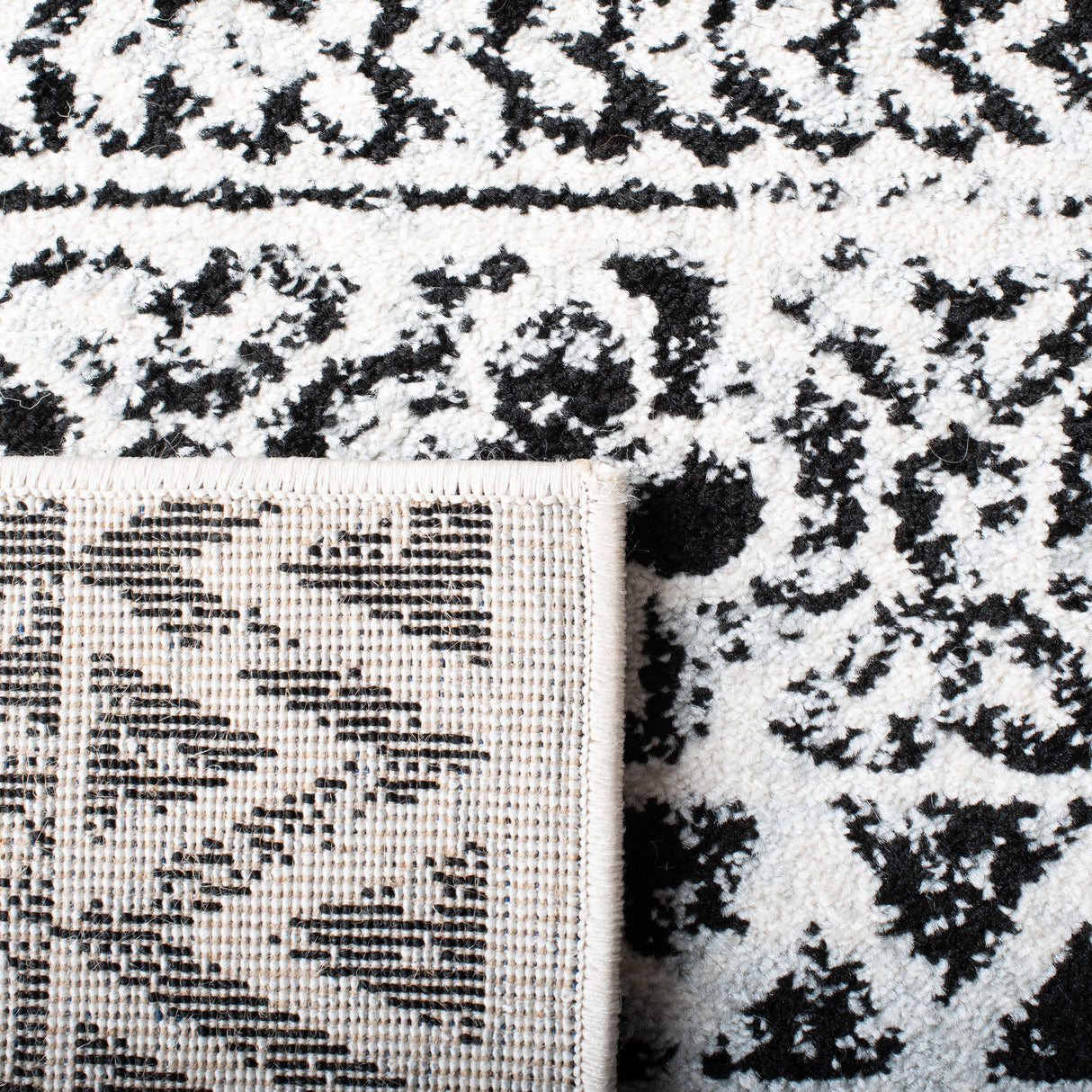 SAFAVIEH Mercer Keranka Moroccan Rug