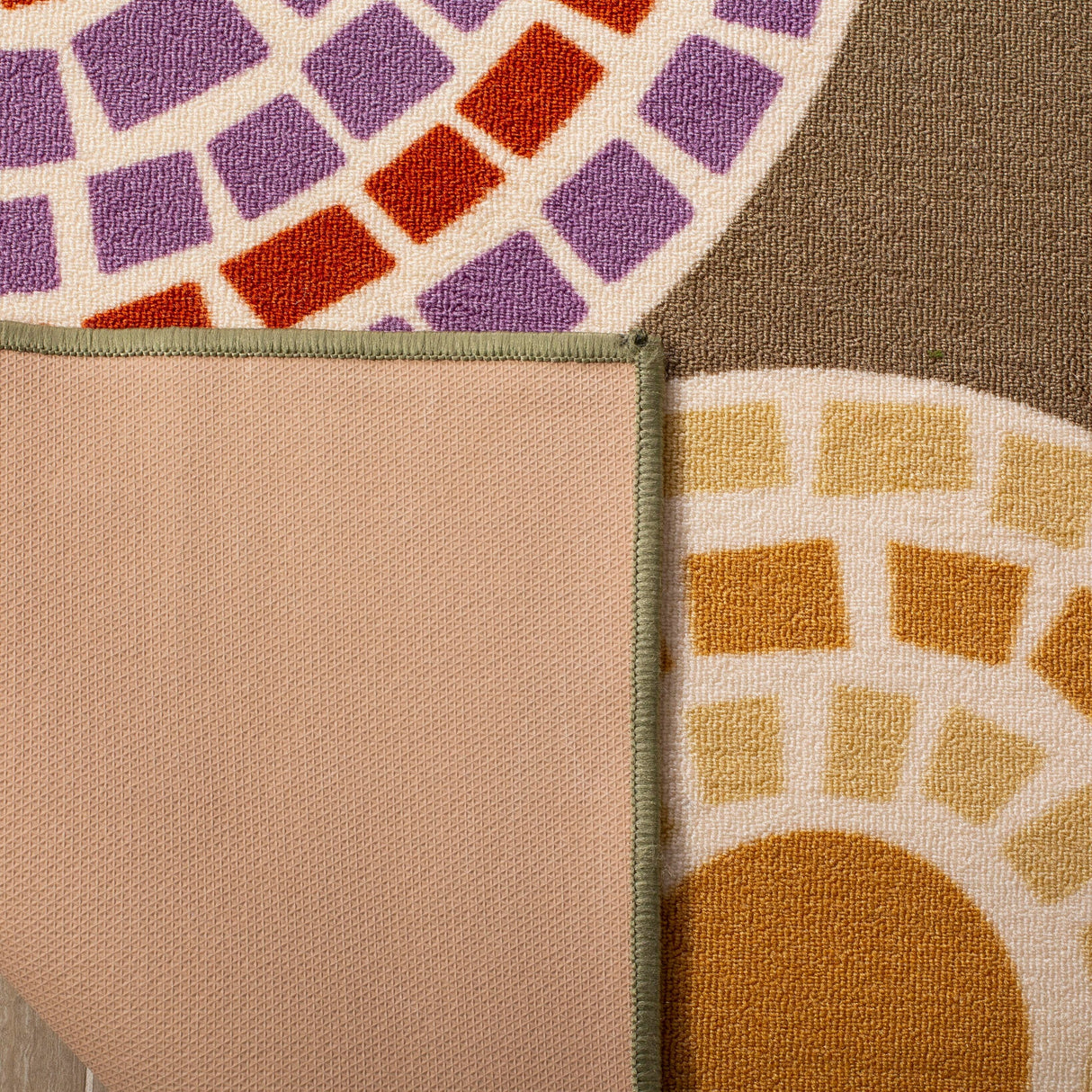 SAFAVIEH Metropolis Selvi Mosaic Circles Rug