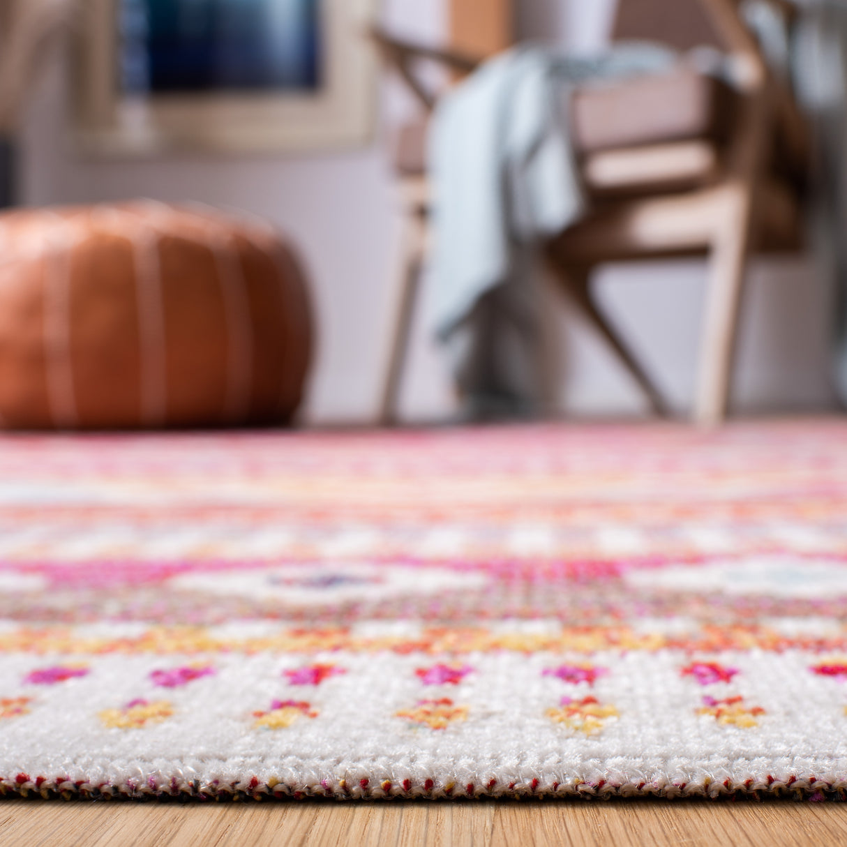 SAFAVIEH Montage Pelin Indoor/ Outdoor Waterproof Patio Backyard Rug