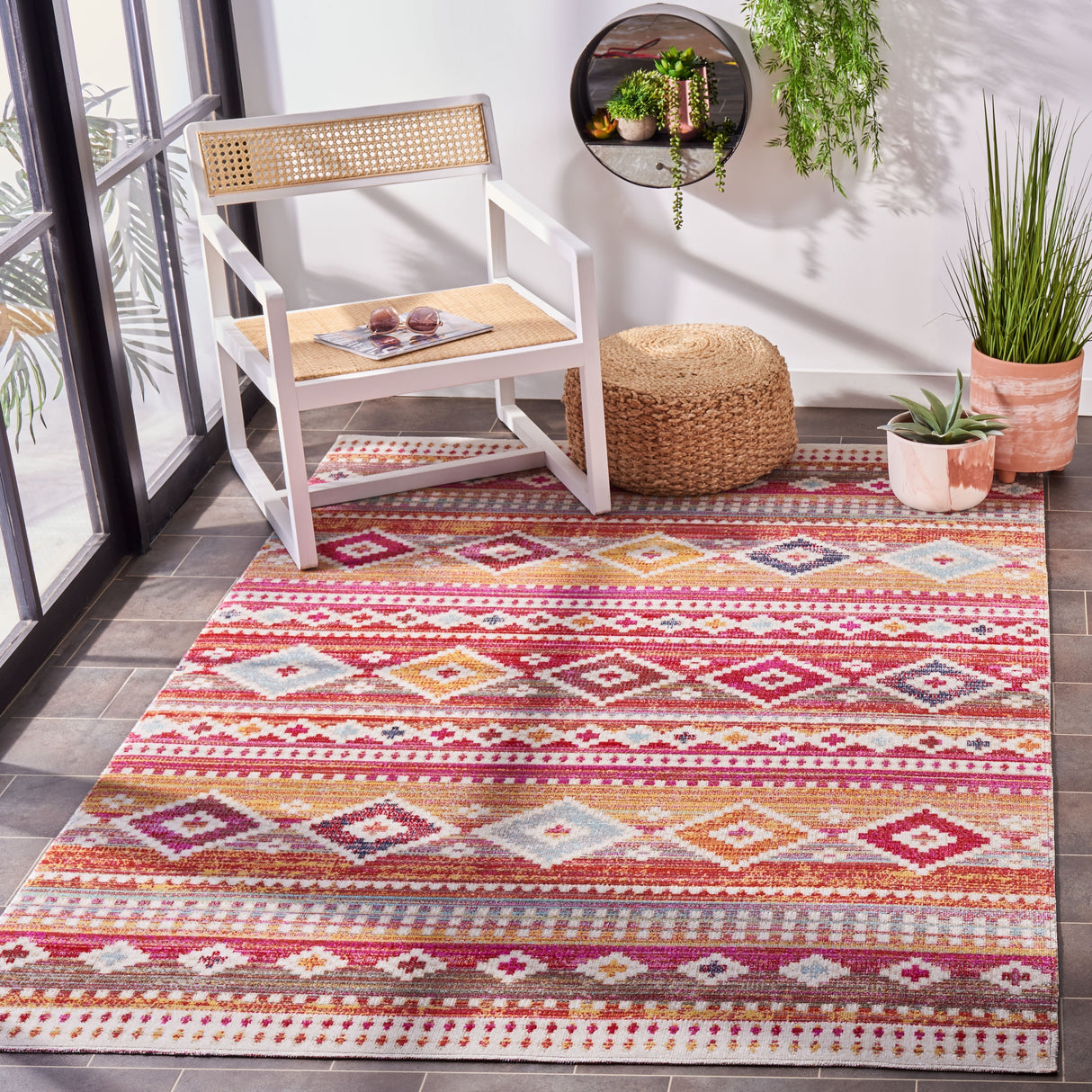SAFAVIEH Montage Pelin Indoor/ Outdoor Waterproof Patio Backyard Rug