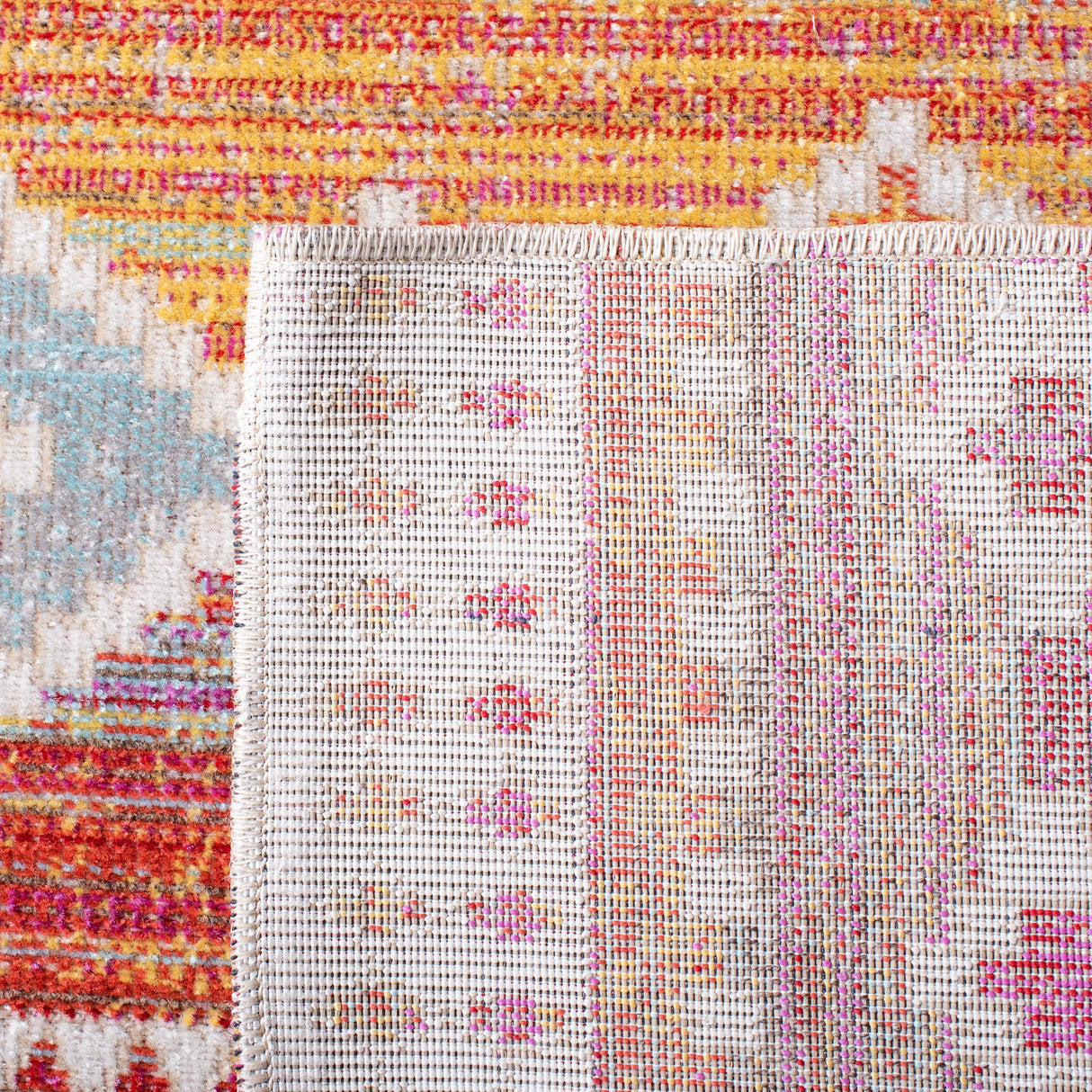 SAFAVIEH Montage Pelin Indoor/ Outdoor Waterproof Patio Backyard Rug