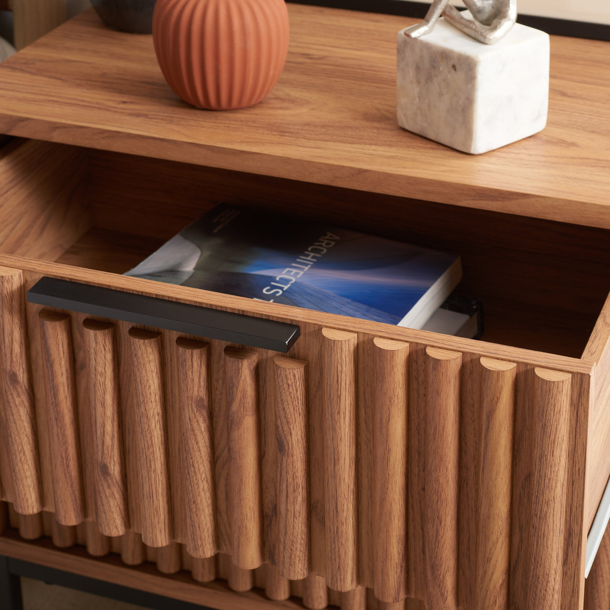 SAFAVIEH Raita 2-Drawer Nightstand Bedside Accent Table
