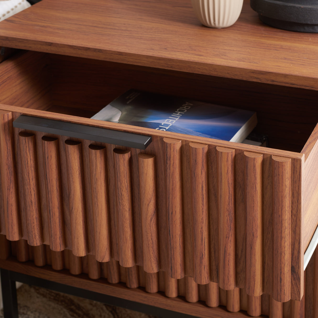 SAFAVIEH Raita 2-Drawer Nightstand Bedside Accent Table