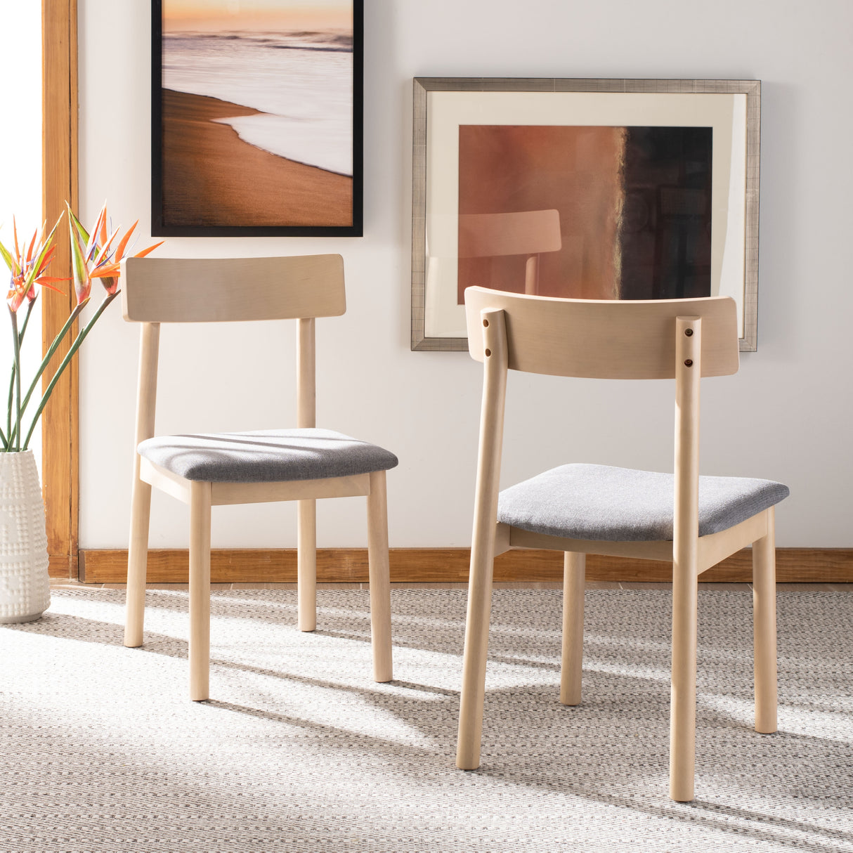 SAFAVIEH Signe Retro Dining Chair (Set of 2) - 18.7" x 18.9" x 31.9" - 19Wx19Dx32H
