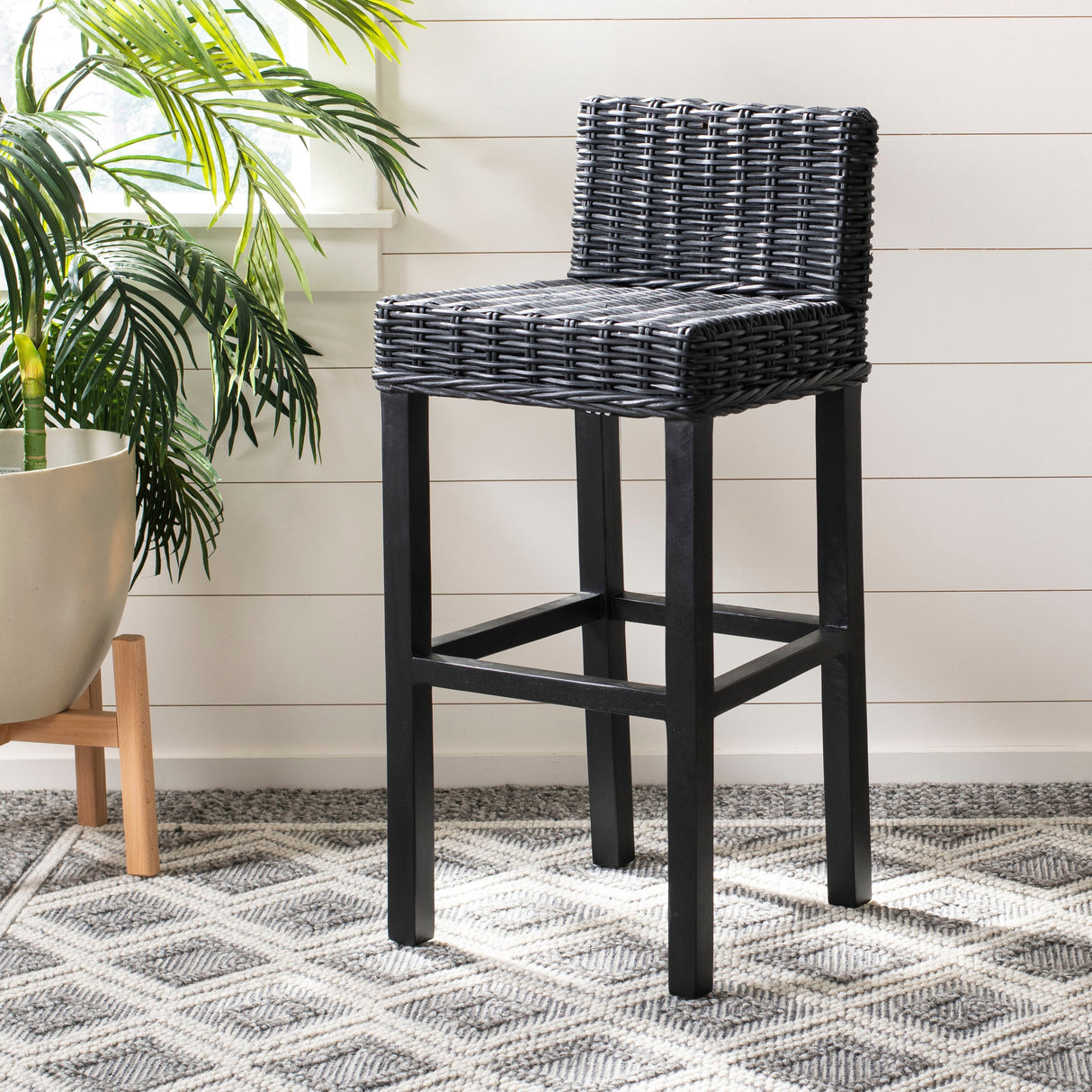 SAFAVIEH Tana -30 Inch Thomas Indoor Wicker Brown Bar Stool - 17.7" x 17.7" x 37.4" - 18Wx18Dx37H